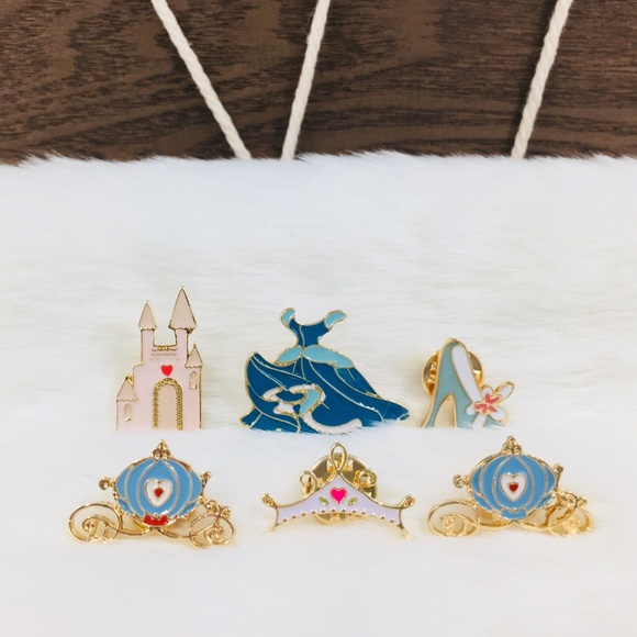 Jewelry - ‼️Must Bundle‼️Cinderella Princess Enamel Pins